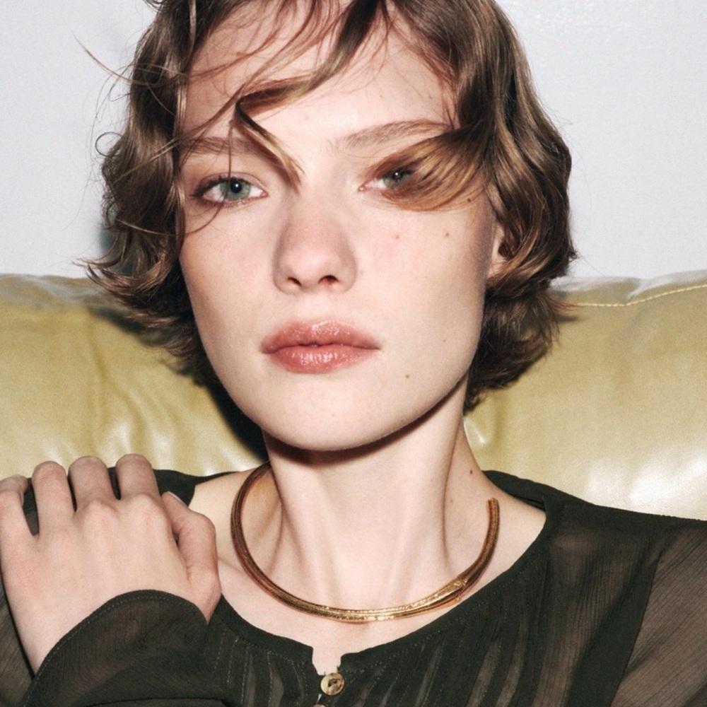 Zara Gold Collar Necklace - Double-Textured Choker